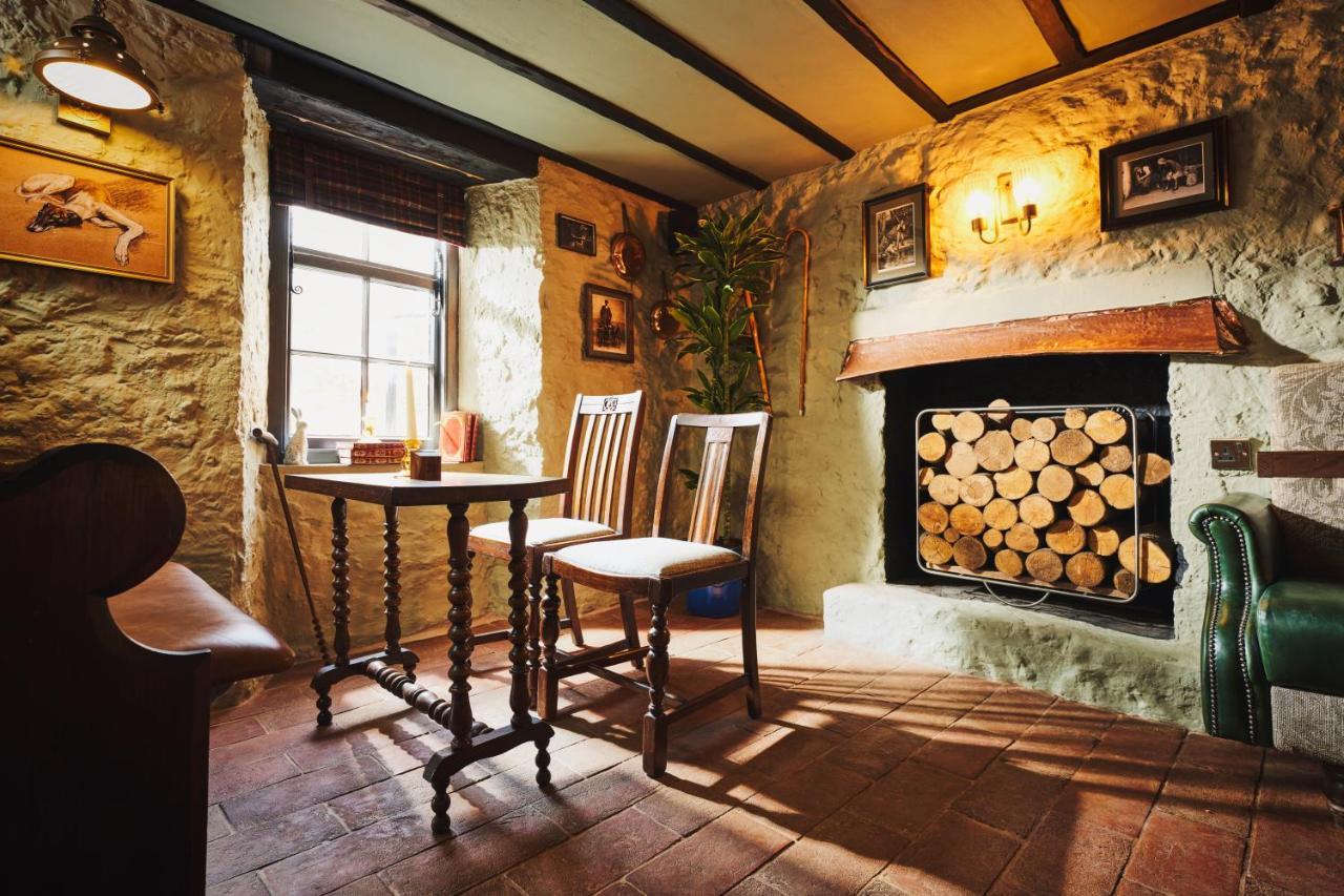The Masons Arms Hotel Branscombe Buitenkant foto